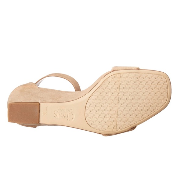 Women’s Wedge Sandals - Picture 4 of 4